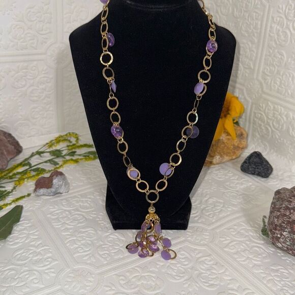 Vintage Bright Gold Tone Amethyst Faceted Plastic Bead Necklace With Filigree Ta - Picture 2 of 15